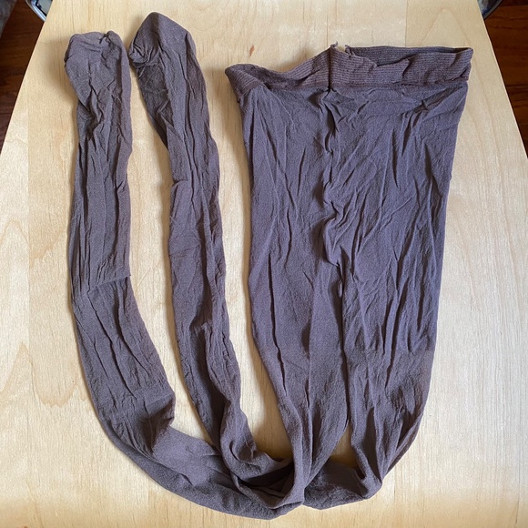 Vintage Burlington Sheer Panty Hose in Taupe Size Medium - Picture 7 of 7